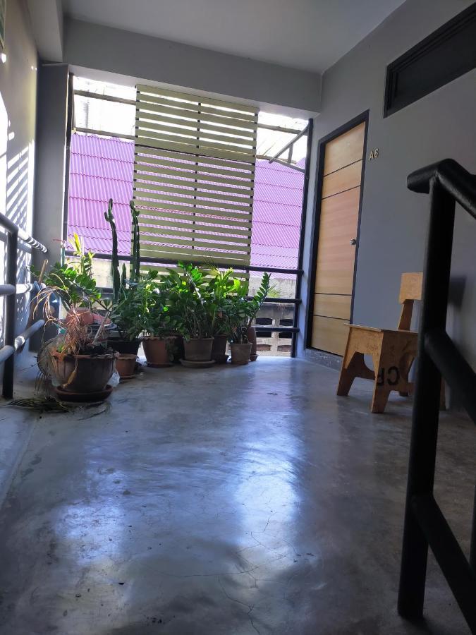 9 Hostel Chiang Mai Dış mekan fotoğraf